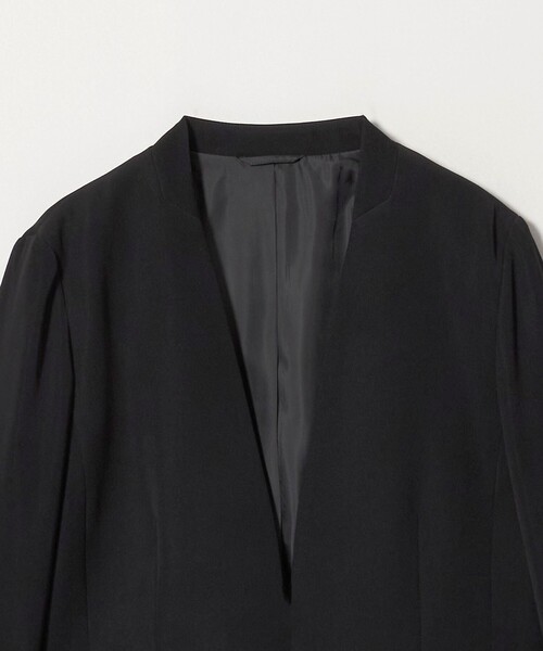 A DAY IN THE LIFE UNITED ARROWS(アデイインザライフユナイテッドアローズ)の「ダブルクロス Vネックジャケット ‐セットアップ対応・ウォッシャブル‐<A DAY IN THE LIFE>(ノーカラージャケット・レディース・ネイビー/ブラック/ダークグレー・38/40/36)」の15枚目の写真