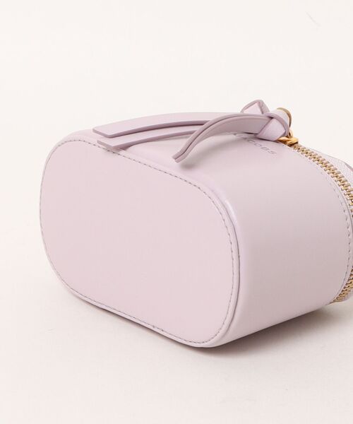 MARC JACOBS(マークジェイコブス)の「【ZOZO限定】BABE MINI VANITY BAG/ベイブ ミニ バニティー バッグ(ショルダーバッグ・レディース・パープル系・ONE SIZE)」の7枚目の写真