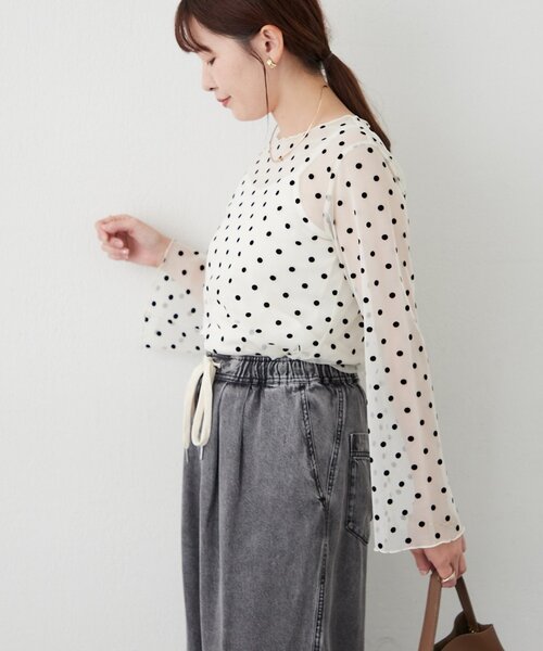Remind me and forever(リマインドミーアンドフォーエバー)の「【2set】チュールドットプルオーバー+キャミ(Tシャツ/カットソー・レディース・アイボリー/ブラック/ブラウン・FREE)」の8枚目の写真