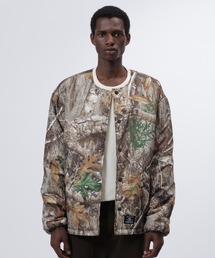 Alpha Industries（アルファインダストリーズ）の「Alpha Industries/アルファ インダストリーズ/CAMO REED RELAXED FIT LINER/カモ リード リラックスフィットライナー（ノーカラージャケット）」