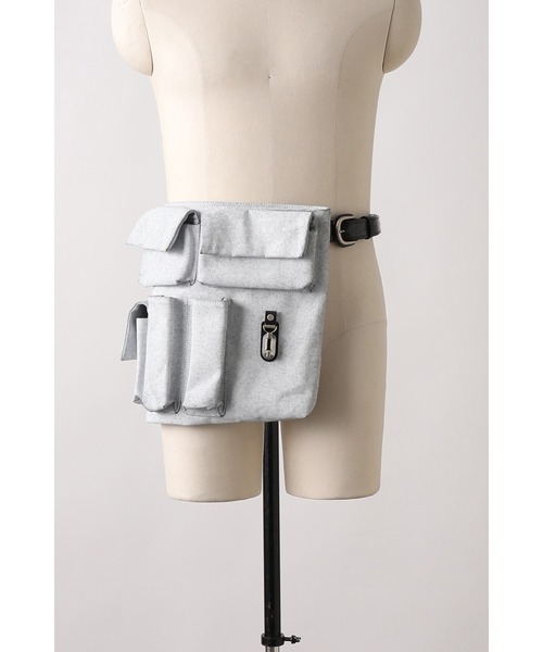 SHINYAKOZUKA(シンヤコヅカ)の「gardener apron bag with TSUCHIYA KABAN(ISSUE#9)(ショルダーバッグ・メンズ・グレー系その他・ONE SIZE)」の2枚目の写真
