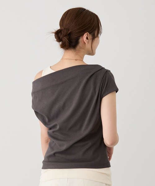 Jayro(ジャイロ)の「ドレープレイヤードトップス(Tシャツ/カットソー・レディース・ブラック系その他/ベージュ系その他2・M)」の17枚目の写真