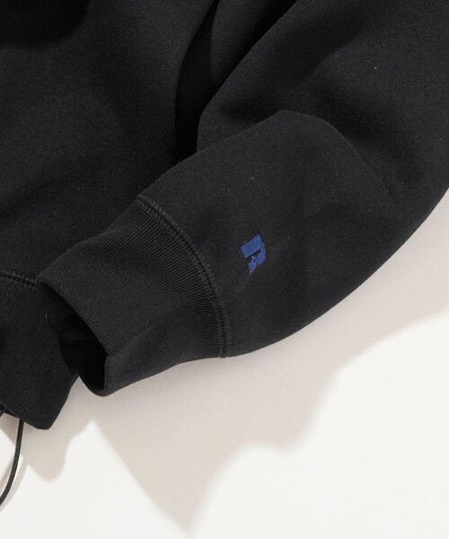 Russell Athletic（ラッセルアスレティック）の「RUSSELL ATHLETIC/ラッセルアスレチック 限定展開 RUSSELL ATHLETIC × FREAK'S STORE / 別注 RS ロゴパーカー（パーカー・メンズ・ブラック/アッシュグレー/ブラウン/ネイビー・MEDIUM/LARGE/SMALL）」の6枚目の写真