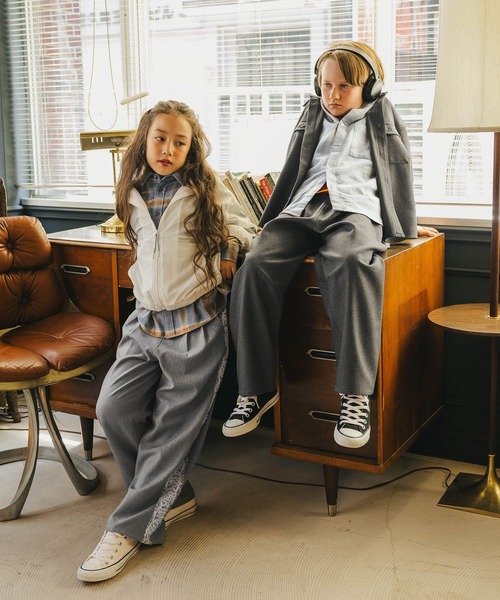 GLOBAL WORK（グローバルワーク）の「なめらかリッチ/バレルパンツ/1056847（その他パンツ・キッズ・ブラウン/チャコールグレー/グレー・160cm/130cm/150cm/140cm）」の13枚目の写真