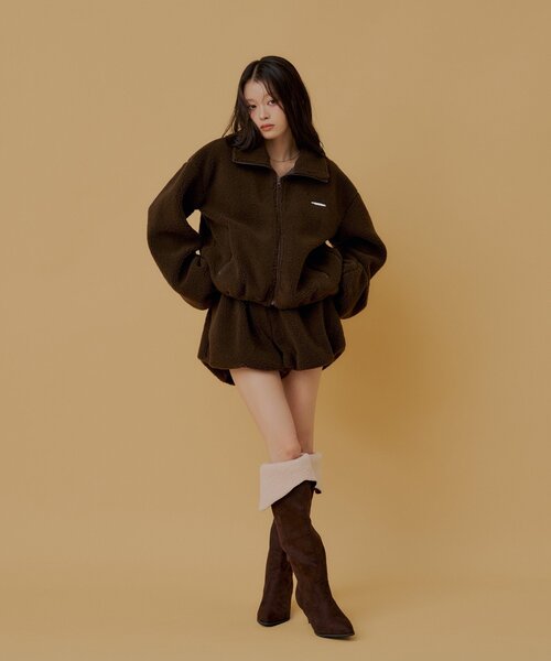 Chico(チコ)の「2WAYボアロングブーツ(ブーツ・レディース・ベージュ/ブラウン・SMALL/MEDIUM/LARGE)」の10枚目の写真