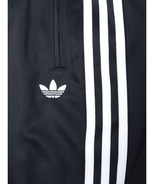 Now me. by NYLON JAPAN（ナウミーバイナイロンジャパン）の「【adidas】FIREBIRD BARREL PANTS（スウェットパンツ・レディース・レッド/ブラウン/ブラック・SMALL/LARGE/MEDIUM）」の11枚目の写真
