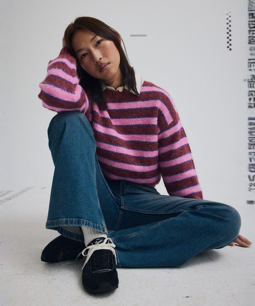 VANS（バンズ）の「ウィメンズ ROLLINS ストライプセーター / Rollins Stripe Sweater Poppy Elm VN000U4AHCT1（ニット/セーター・レディース・ピンク・LARGE/MEDIUM）」の8枚目の写真