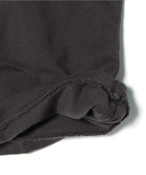 SWAP MEET MARKET（スワップミートマーケット）の「ショート丈半袖Tシャツ（Tシャツ/カットソー・キッズ・アイボリー/ブラック/ブラック系その他・90/110/130/120/100/140）」の8枚目の写真