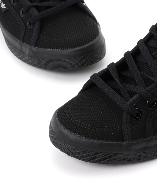 adidas（アディダス）の「オリジナルス アディハニーミッド