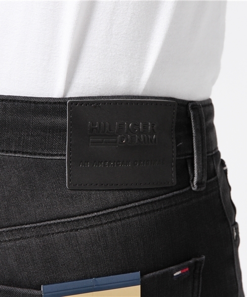 HILFIGER DENIM（ヒルフィガーデニム）の「SCANTONスリムストレッチブラックデニムパンツ（デニムパンツ・メンズ・ブラック・28inch/32inch/30inch/34inch）」の7枚目の写真