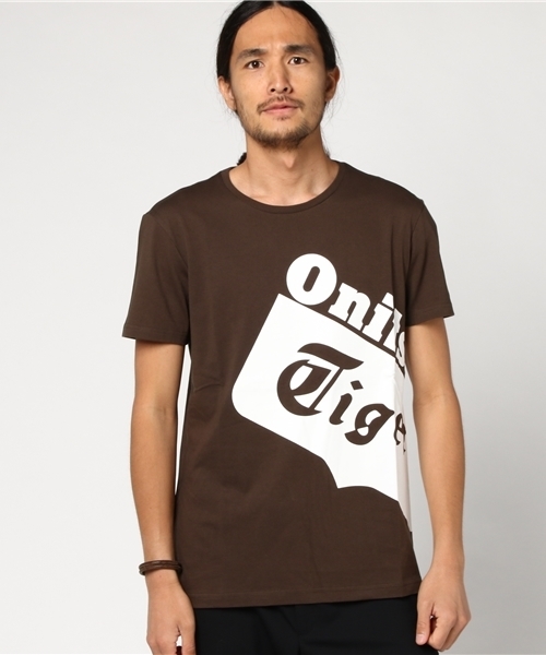 ONITSUKA TIGER(オニツカタイガー)の「オニツカタイガー グラフィック Tシャツ Onitsuka Tiger GRAPHIC TSHIRT (OKT095) / Tシャツ ONITSUKA TIGER(オニツカタイガー)の「オニツカタイガー グラフィック Tシャツ Onitsuka Tiger GRAPHIC TSHIRT (OKT095) / Tシャツ