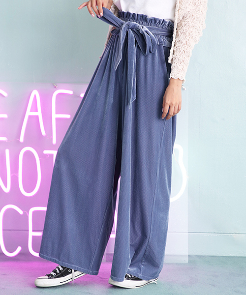 one after another NICE CLAUP（ワンアフターアナザーナイスクラップ）の「コーデュロイ風カットベロアパンツ（その他パンツ・レディース・ピンク/サックスブルー/ブラック/パープル・FREE）」の3枚目の写真