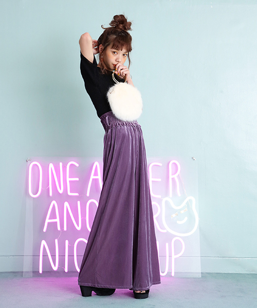 one after another NICE CLAUP（ワンアフターアナザーナイスクラップ）の「コーデュロイ風カットベロアパンツ（その他パンツ・レディース・ピンク/サックスブルー/ブラック/パープル・FREE）」の18枚目の写真