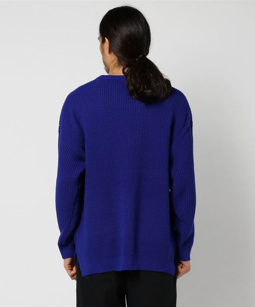 WEGO（ウィゴー）の「WEGO/サイドスリットビッグシルエットニット（ニット/セーター・メンズ・ホワイト/ブラック/ロイヤルブルー・MEDIUM/LARGE）」の5枚目の写真