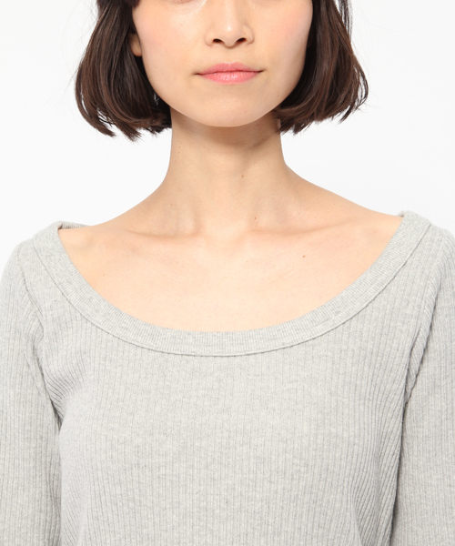 LAKOLE（ラコレ）の「テレコスクープネックプルオーバー / LAKOLE（Tシャツ/カットソー・レディース・ブラック/パープル/グレー/ホワイト・SMALL/MEDIUM）」の6枚目の写真