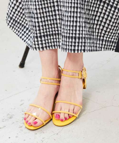 ORiental TRaffic(オリエンタルトラフィック)の「春夏★クリアヒールサンダル★8224(サンダル・レディース・イエロー/ピンク/ブラック・LL/M/L/S)」の2枚目の写真