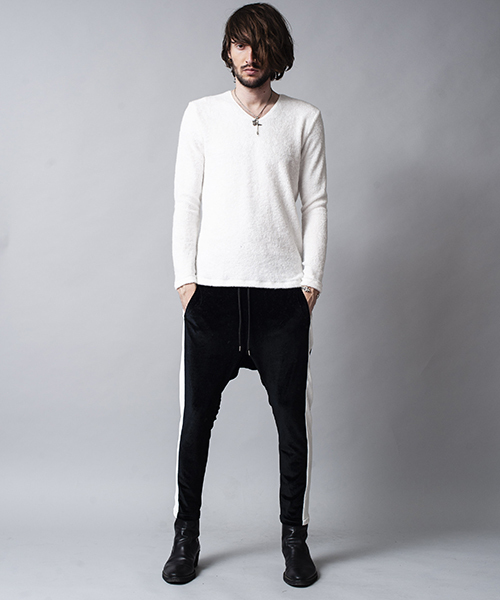 NO ID.（ノーアイディ）の「mlt2267-ビキューレラムパイルＶ－Ｎプルオーバー（Tシャツ/カットソー・メンズ・ライトグレー/ブラック/アイボリー/ワイン/ネイビー/ダークグレー・1/2/3）」の7枚目の写真