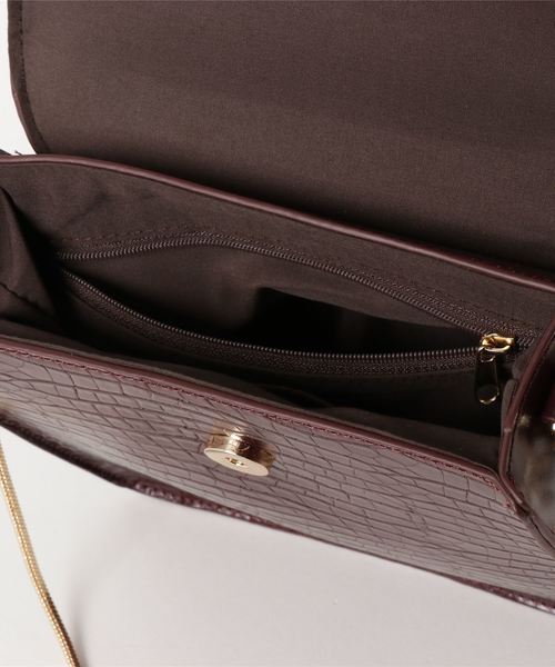 archives（アルシーヴ）の「型押しビット金具フラップショルダー（ショルダーバッグ・レディース・ブラック/ブラウン/モカ・MEDIUM）」の6枚目の写真