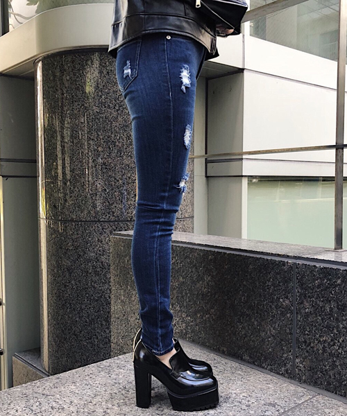 ENVYM（アンビー）の「Ｂａｓｉｃ　ＣｒaｓｈスキニーＰＴ（デニムパンツ・レディース・インディゴブルー・S/M）」の5枚目の写真