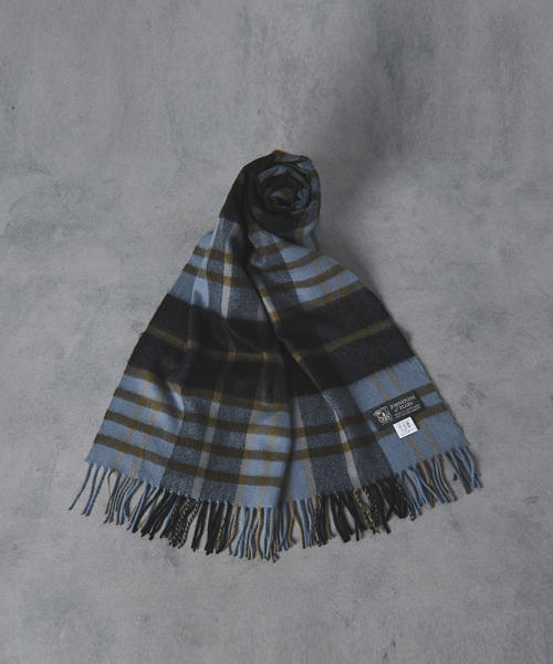 Johnstons of Elgin（ジョンストンズオブエルガン）の「【別注】＜JOHNSTONS(ジョンストンズ)＞ CA/W チェックストール50×190（ストール/ショール・メンズ・ダークグレー/コバルトブルー/ネイビー/グレー/ターコイズブルー・FREE）」の4枚目の写真