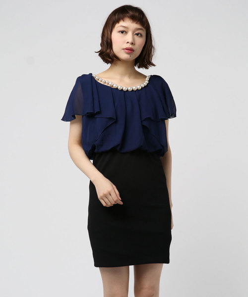 STYLEBLOCK(スタイルブロック)の「大粒パールネックレス付トップスフリルバイカラードッキングワンピースドレス(ドレス・レディース・ベージュ/ネイビー/グレー/オフホワイト/ブルーグリーン/ワイン・FREE)」の1枚目の写真