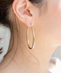 オーバルフープピアス