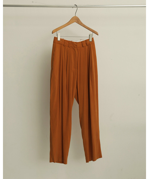 TODAYFUL(トゥデイフル)の「Vintageタックサテンパンツ(その他パンツ・レディース・サックスブルー/オレンジ・36inch/38inch)」の13枚目の写真