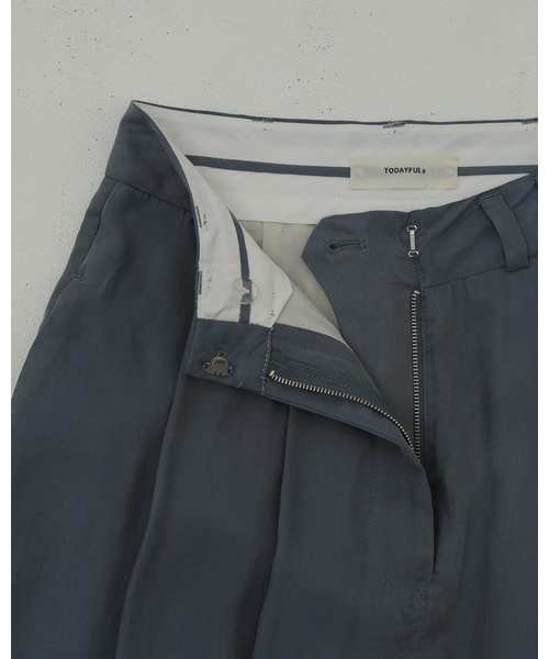 TODAYFUL（トゥデイフル）の「Vintageタックサテンパンツ