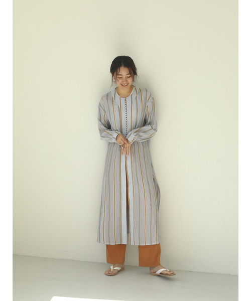 Vintageサテンオーバージャケットとサテンタックパンツ トゥデイフル TODAYFUL（トゥデイフル）の「Vintageタックサテンパンツ