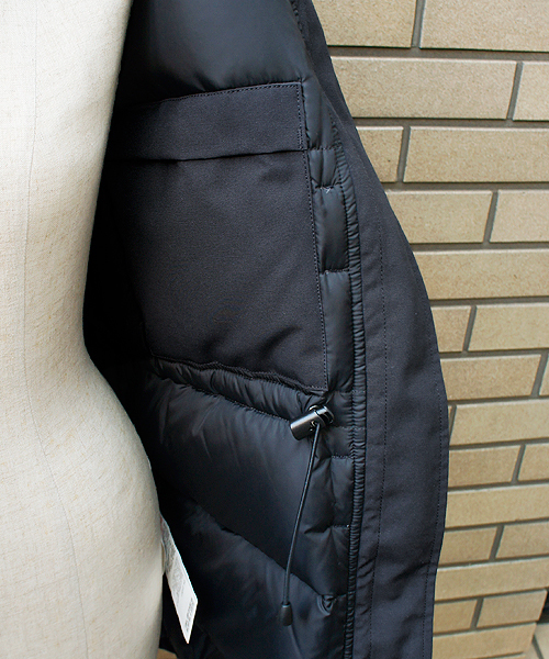 CIAOPANIC（チャオパニック）の「【2014 A/W CANADA GOOSE】BRONTE（ダウンジャケット/コート・レディース・ブラック/ベージュ/カーキ・MEDIUM/SMALL）」の5枚目の写真