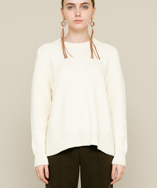 WRAPINKNOT(ラッピンノット)の「【WRAPINKNOT(ラッピンノット)】クルーネックニットプルオーバー WK19W-PO03(ニット/セーター・レディース・ホワイト/オフホワイト/レッド/ブラック・SMALL/0)」の6枚目の写真