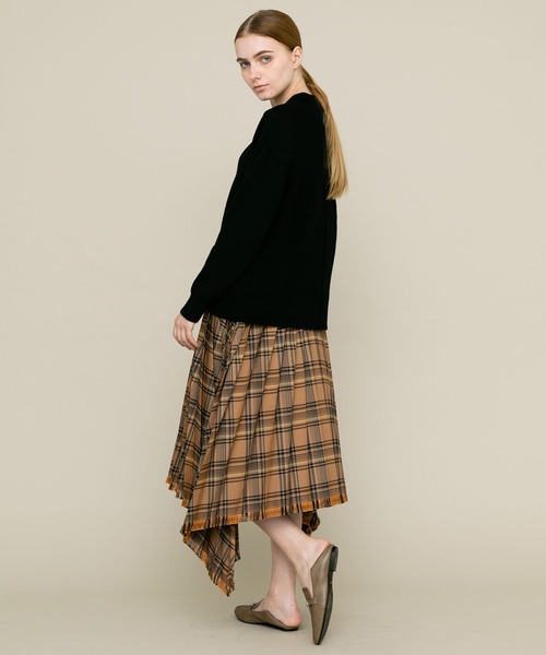 WRAPINKNOT(ラッピンノット)の「【WRAPINKNOT(ラッピンノット)】クルーネックニットプルオーバー WK19W-PO03(ニット/セーター・レディース・ホワイト/オフホワイト/レッド/ブラック・SMALL/0)」の19枚目の写真