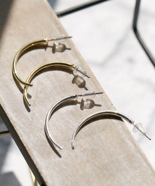 colleca la(コレカラ)の「ロングスパイクピアス(ピアス(両耳用)・レディース・シルバー/ゴールド・フリ-)」の5枚目の写真