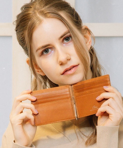 Otias（オティアス）の「オティアス Otias / コードバン調牛革バイカラーマネークリップ札入れ（札入れ/マネークリップ・メンズ・ブラック×イエロー/ブラック×ブルー/ブラック×グリーン/ブラック×レッド・FREE）」の6枚目の写真