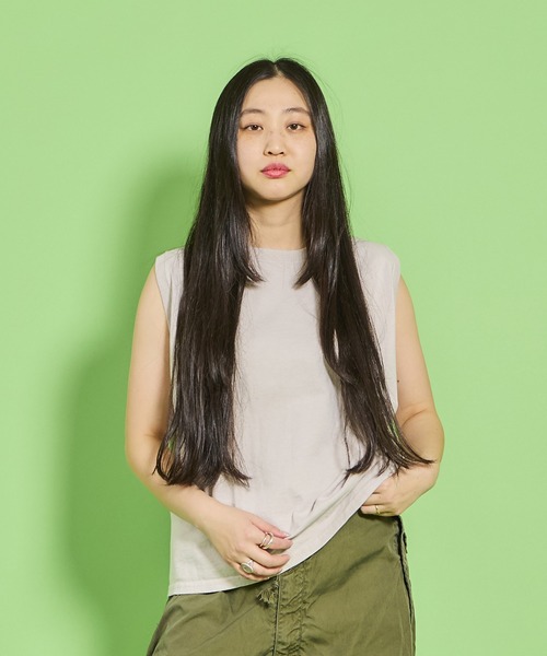 Goodwear(Since1983)(グッドウェア)の「【MADE IN USA】W’s SLEEVELESS TOP/ ウィメンズ スリーブレストップ(タンクトップ・レディース・ホワイト/ブラウン系その他/ブラック系その他/レッド/ナチュラル/グレイッシュベージュ/ライトグリーン/チャコールグレー/ブラック/ブラウン/アクア/グリーン/コバルトブルー/スモークピンク/パープル系その他2/グリーン系その他2/オレンジ系その他/ブルー系その他2/ブラウン系その他2/グレー系その他/コーラルピンク/ネイビー/モスグリーン/オレンジ系その他2/モカ/クリーム/オレンジ系その他3/レッド系その他2/グリーン系その他/パープル系その他/ブルーグリーン/オレンジ/スカイブルー系/グレー系その他2/黄土色系/Cream/ミント・MEDIUM/LARGE)」の5枚目の写真