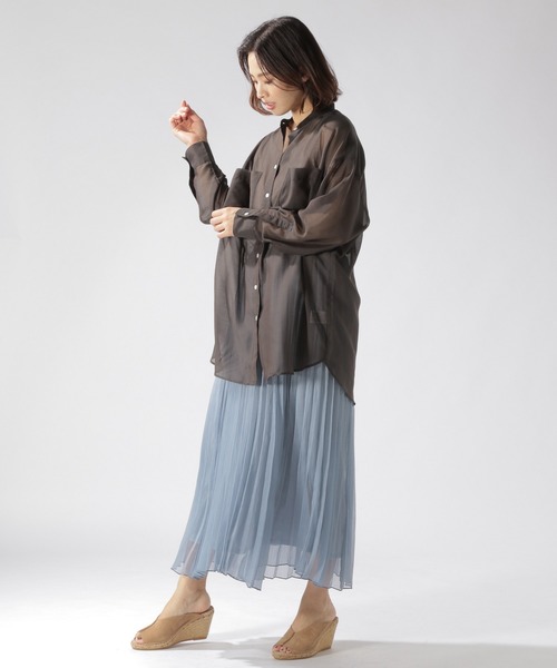 BAYFLOW（ベイフロー）の「シアーバンドカラーシャツ（シャツ/ブラウス・レディース・チャコール/マスタード/ベージュ・FREE）」の16枚目の写真