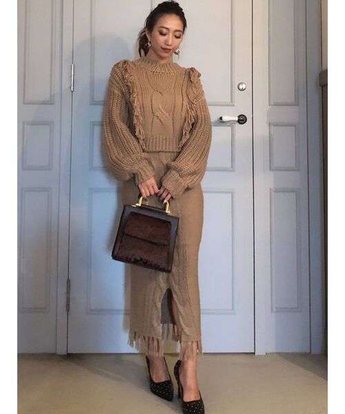 RESEXXY（リゼクシー）の「フリンジケーブルニットトップス【セットアップ着用可能】（ニット/セーター・レディース・ブラック/ベージュ/ブラウン・FREE）」の11枚目の写真