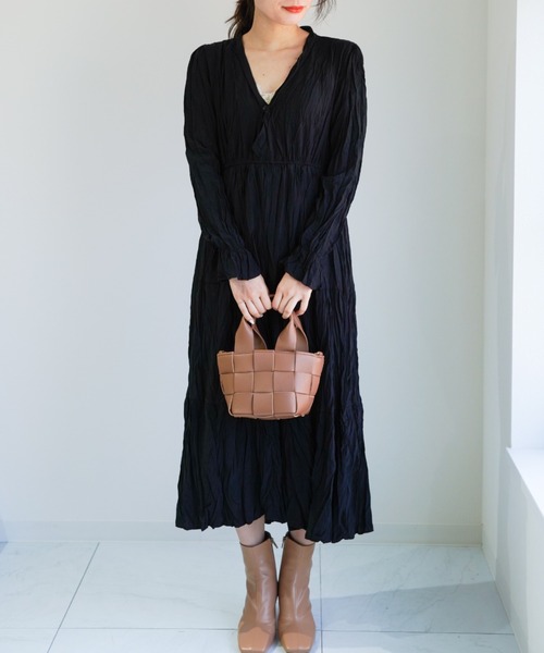 yuue' ( wear )(ユーイ)の「2way 編み込みフェイクレザーバッグ(ハンドバッグ・レディース・ブラック/オフホワイト/グリーン/ライトブラウン・FREE)」の16枚目の写真