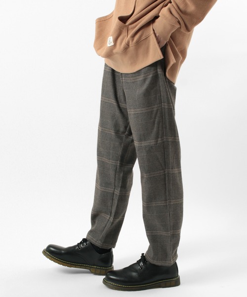 make a ray!（メイク ア レイ！）の「ワイドテーパードパンツ/シェフパンツ/テーパードパンツ/無地・チェック柄（チノパンツ・メンズ・ブラック系その他/グレー/ブラウン/ベージュ/ブラック・L/XL/M）」の3枚目の写真