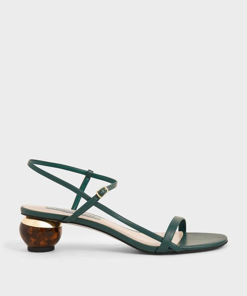 CHARLES & KEITH(チャールズ & キース)の「スカルプチャーヒール アンクルストラップサンダル / Sculptural Heel Ankle Strap Sandals(サンダル・レディース・ブラック/オフホワイト/ゴールド/グリーン・22.5cm/23cm/23.5cm/24.5cm/25cm/25.5cm)」の3枚目の写真