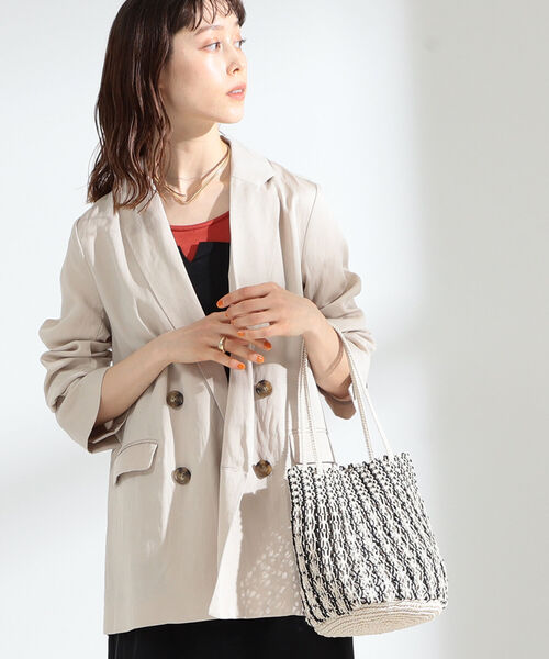 Ray BEAMS（レイビームス）の「Ray BEAMS / 麻混 4ボタン ダブル ジャケット（テーラードジャケット・レディース・ベージュ/ラベンダー・1/0）」の4枚目の写真