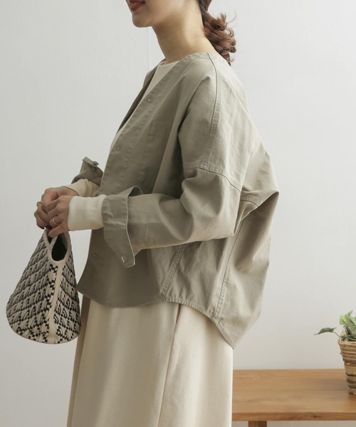 URBAN RESEARCH DOORS（アーバンリサーチドアーズ）の「ドルマンミリタリーブルゾン（ブルゾン・レディース・カーキ/ベージュ・ONE）」の19枚目の写真