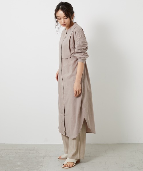 AZUL ENCANTO(アズールエンカント)の「ムネアテツキバンドカラーシャツOP(ワンピース・レディース・オフホワイト/ライトベージュ・FREE)」の5枚目の写真