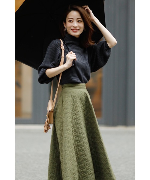 ElegChic(エレグシック)の「プチハイネックリブニットトップス(ニット/セーター・レディース・グレー/ネイビー/ベージュ・XL/4L/M)」の7枚目の写真