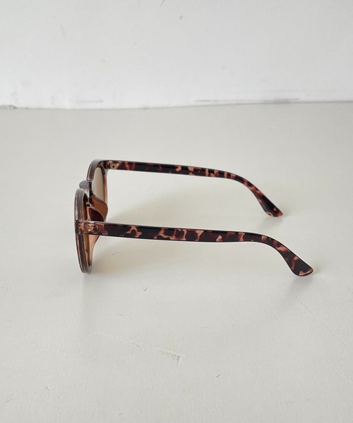 CANAL JEAN（キャナルジーン）の「Dume(デューム) ラウンドサングラス（サングラス・レディース・ブラウン系その他/ブラック・ONE SIZE）」の4枚目の写真