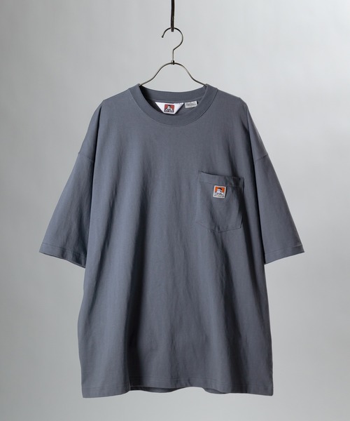 SlashDate(スラッシュデイト)の「【BENDAVIS/ベンデイビス】ゴリラロゴ付きポケット半袖ビッグTシャツ(Tシャツ/カットソー・メンズ・グレイッシュブルー/ホワイト/ダークブラウン/ブラック・M/L)」の16枚目の写真