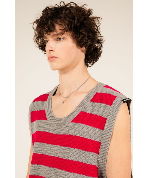 ANOTHERYOUTH（アナザーユース）の「【ANOTHERYOUTH/アナザーユース】bar pendant necklace/バーペンダントネックレス ロゴネックレス（ネックレス・メンズ・シルバー・ONE SIZE）」の6枚目の写真