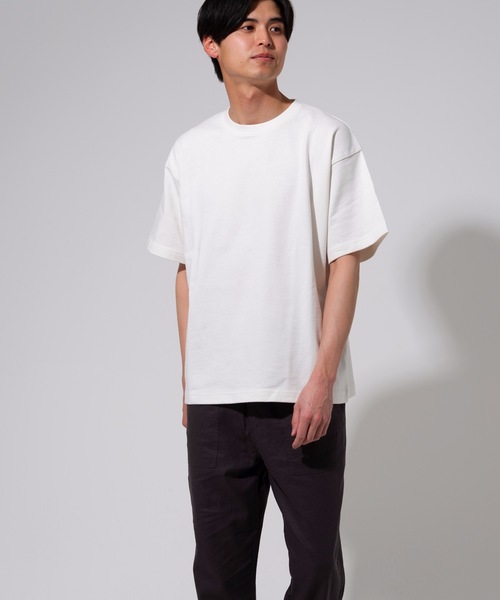 Blue Standard (ブルースタンダード)の「【BLUE STANDARD】オーガニックコットン 無地 ビッグシルエットTシャツ(Tシャツ/カットソー・メンズ・ホワイト/オリーブ/ベージュ/ブラック/ブルー・X-LARGE/LARGE/MEDIUM)」の7枚目の写真