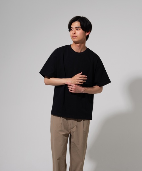 Blue Standard (ブルースタンダード)の「【BLUE STANDARD】オーガニックコットン 無地 ビッグシルエットTシャツ(Tシャツ/カットソー・メンズ・ホワイト/オリーブ/ベージュ/ブラック/ブルー・X-LARGE/LARGE/MEDIUM)」の13枚目の写真