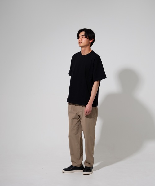 Blue Standard (ブルースタンダード)の「【BLUE STANDARD】オーガニックコットン 無地 ビッグシルエットTシャツ(Tシャツ/カットソー・メンズ・ホワイト/オリーブ/ベージュ/ブラック/ブルー・X-LARGE/LARGE/MEDIUM)」の16枚目の写真